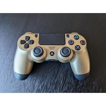 dualshock 4: Два беспроводных геймпада DualShock для PlayStation 4. - Цвета — 3