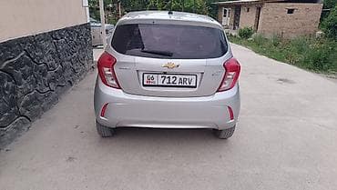 Транспорт: Chevrolet Spark: 2016 г., Автомат, Бензин, Хэтчбэк — 1