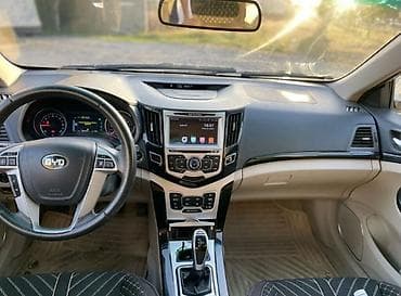 бишкек авторынок 2020: BYD E5: 2017 г., 3.5 л, Автомат, Электромобиль, Седан — 4