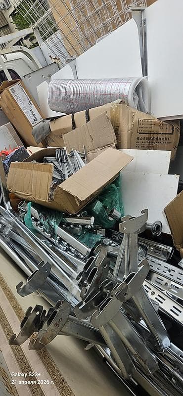 зеркало для магазина одежды: Зеркала, Материал: Металл — 1