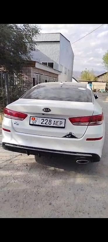 е39 дизель: Легковое авто, Пункт назначения: Талас, Количество мест: 4, Лицензия №: ЕСТЬ — 1