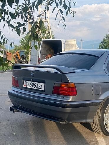 бмв е34 крыло: BMW 3 series: 1998 г., Седан — 4