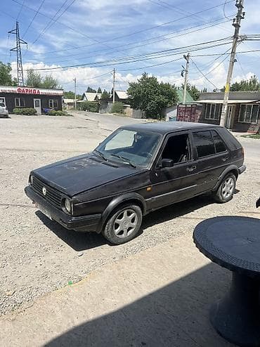 Volkswagen Golf: 1990 г., 1.8 л, Кол менен иштөөчү, Бензин, Хетчбек — 3