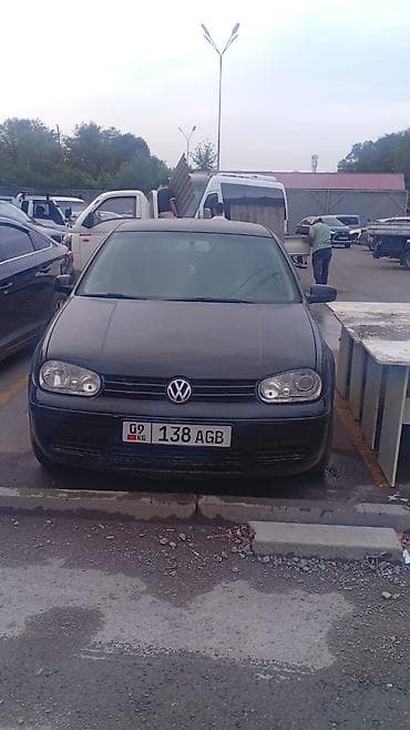 Volkswagen Golf: 2000 г., Хэтчбэк