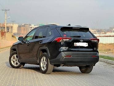 avalon 2017: Toyota RAV4: 2019 г., Автомат, Бензин, Кроссовер — 2