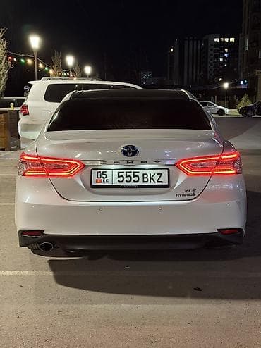 Продажа авто: Toyota Camry: 2017 г., 2.5 л, Автомат, Гибрид, Седан — 5