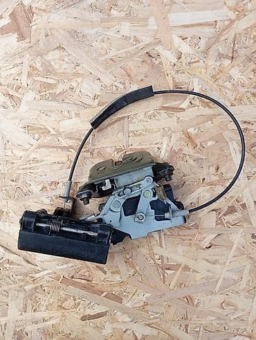 форестер 2006: Замок багажника Subaru Б/у, Оригинал, Япония — 1