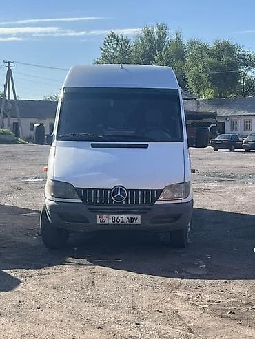 спринтер коробка передач: Легкий грузовик, Mercedes-Benz — 1