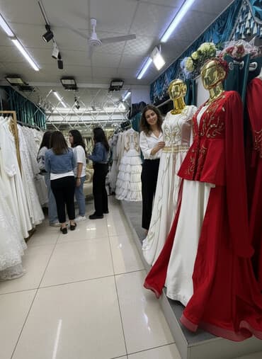 эксклюзивное свадебное платье ручной работы: Салон торжественных и свадебных платьев - Ассортимент: классические — 1