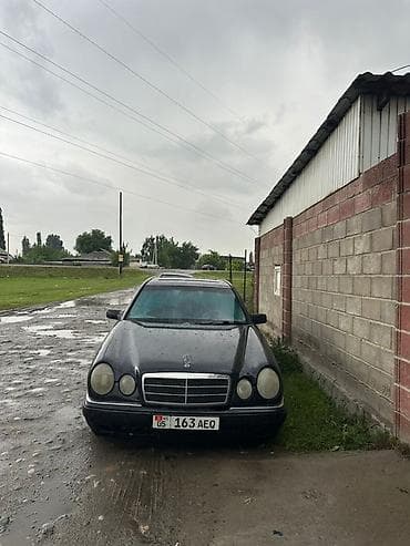Mercedes-Benz E-Class: 1997 г., 2.3 л, Автомат, Бензин, Седан