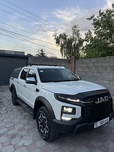 пл: JAC : 2024 г., 2 л, Автомат, Дизель, Пикап — 1