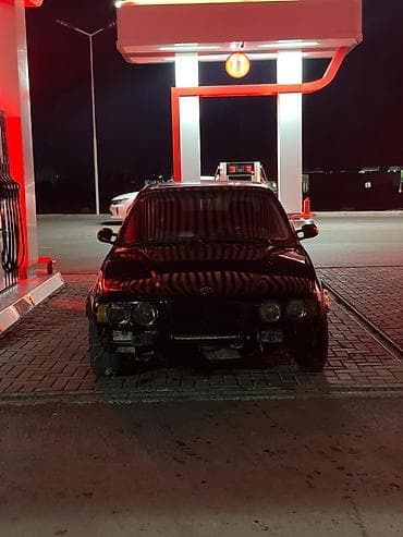 BMW 5 series: 1991 г., 2.5 л, Механика, Бензин, Седан