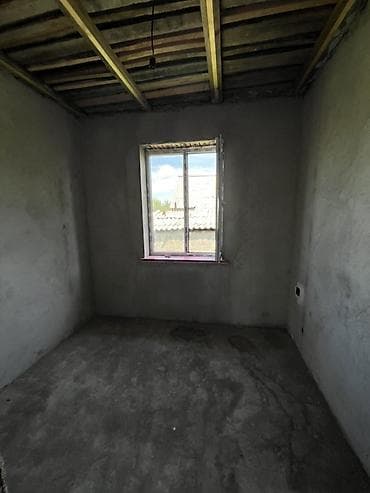 Үйлөрдү сатуу: Маевкадан 4 соток участок сатылат, уйу менен 5 комната + прихошка — 5