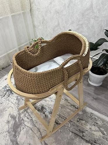 детская кровать для новорожденных: Люлька, Б/у, Колыбель, Дерево, цвет - Бежевый, Бесплатная доставка — 2