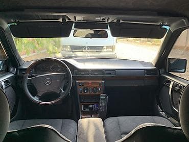 e34 520: Mercedes-Benz W124: 1995 г., 3.2 л, Автомат, Бензин, Седан — 6