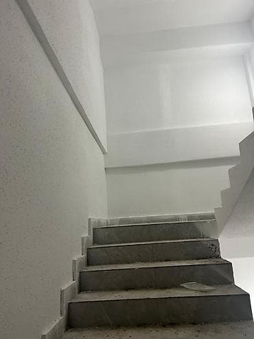 раззакова 7: 2 бөлмө, 50 м², Элитка, 7 кабат, ПСО (өзү оңдоп түзөтүп бүтүү үчүн) — 7