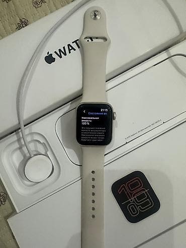 starlight: Apple Watch SE 3 (GPS), модель MEH34L/A - Размер корпуса: 40 мм — 2