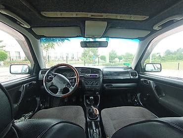 e60 m5: Volkswagen Vento: 1996 г., 2 л, Механика, Бензин, Седан — 5