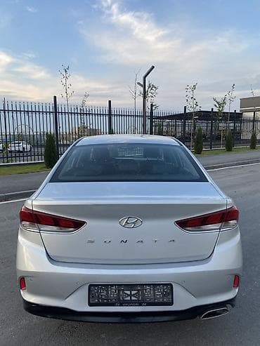 Транспорт: Hyundai Sonata: 2018 г., 2 л, Автомат, Бензин, Седан — 6