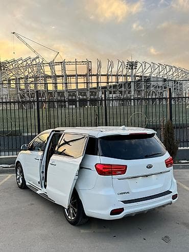 karina e: Kia Carnival: 2019 г., 2.2 л, Дизель, Минивэн — 8