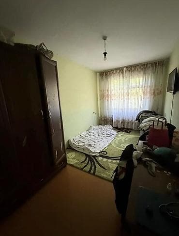 Батирлер: 2 бөлмө, 43 м², 104-серия, 2 кабат, Эски ремонт — 2