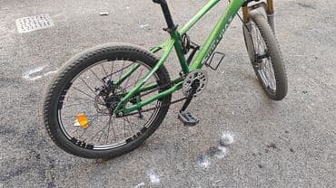 крепление для велосипедов: Городской велосипед, Рама M (156 - 178 см), Б/у — 4