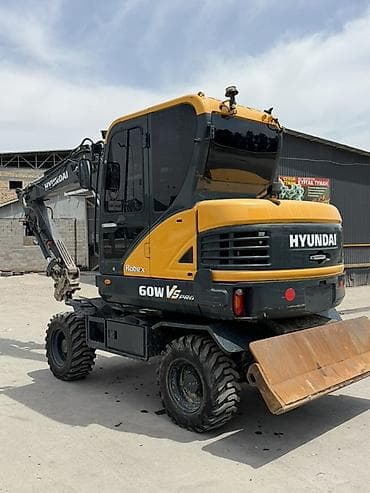 не рабочий генератор: Экскаватор, Hyundai, 2021 г., Колесный — 5