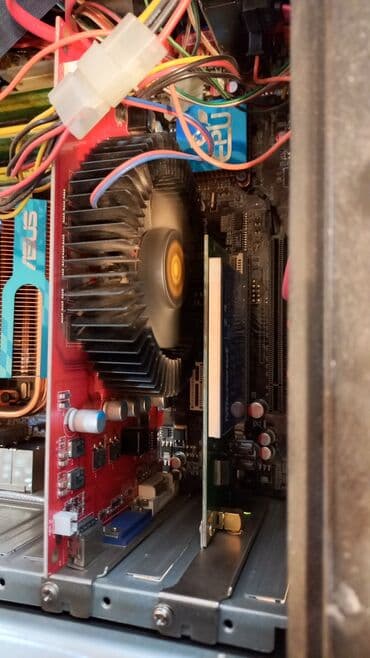 не рабочие видеокарты: Видеокарта, Б/у — 1