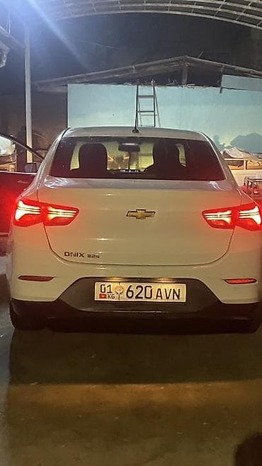 lada 2105: Chevrolet Onix: 2020 г., 1 л, Автомат, Бензин, Хэтчбэк — 5