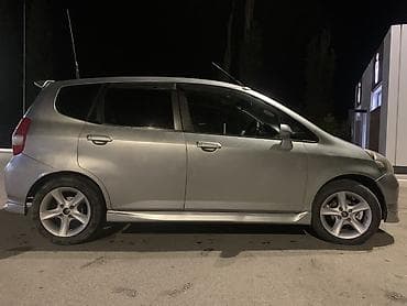 Honda Fit: 2003 г., 1.3 л, Автомат, Бензин, Хэтчбэк — 2