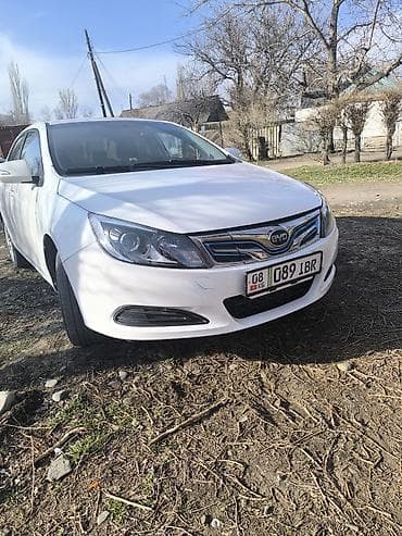 es 250: BYD E5: 2018 г., 2 л, Автомат, Электромобиль — 6