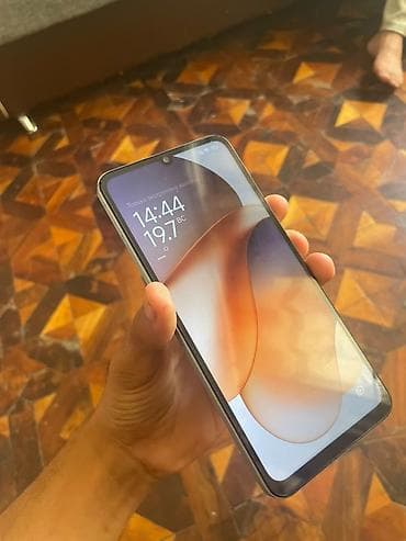 сколько стоит редми нот 14: Redmi, Redmi 13C, Б/у, 256 ГБ, цвет - Серебристый — 2