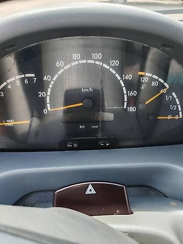 devo matiz: Легкий грузовик, Mercedes-Benz, Дубль, 2 т, Б/у — 9