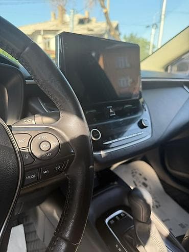 Toyota Corolla: 2021 г., 1.8 л, Автомат, Бензин, Седан — 9
