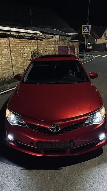 Toyota Camry: 2012 г., 2.5 л, Автомат, Бензин, Седан