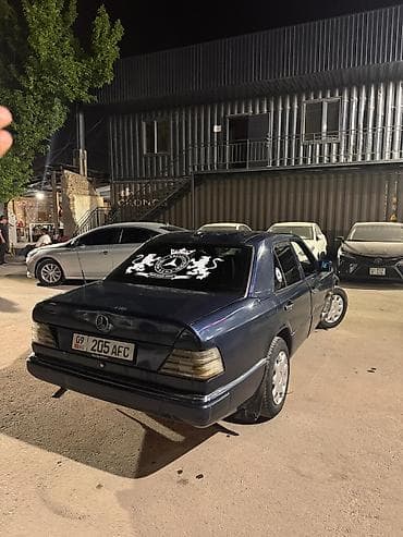 Продажа авто: Mercedes-Benz W124: 1991 г., 2.3 л, Механика, Бензин, Седан — 4