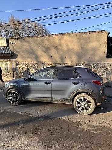 audi q4: Kia Stonic: 2018 г., Автомат, Бензин, Кроссовер — 2