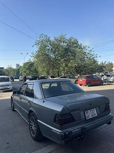 дверные карты мерседес 124: Mercedes-Benz W124: 1990 г., 2.2 л, Седан — 3