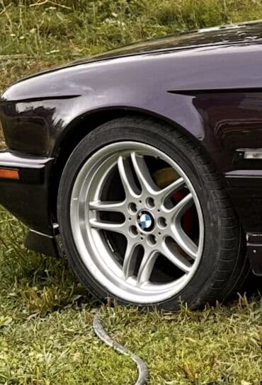 электро матацикл: BMW 5 series: 2025 г., Седан — 2