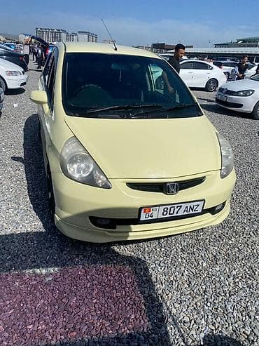 авто гибриды: Honda Fit: 2002 г., 1.3 л, Вариатор, Бензин, Хэтчбэк — 1