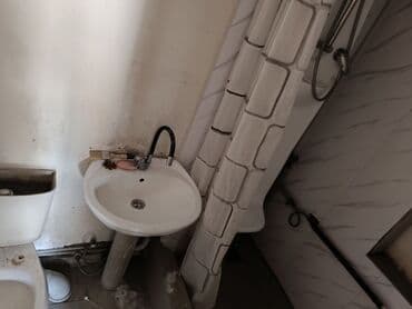 Сниму дом: Ала-Тоо ж\м Сдается 2х ком времянка без хозяина Старый ремонт — 2