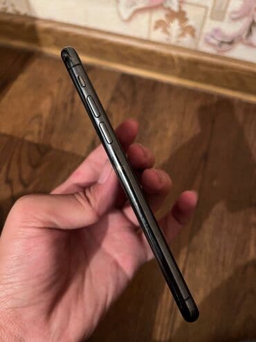 ош телефон бу: IPhone Xs, Б/у, 64 ГБ, Black Titanium, Коробка, 77 % — 4
