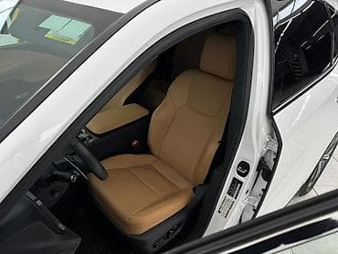 leksus rx: Lexus RX: 2023 г., 2.5 л, Автомат, Гибрид, Кроссовер — 7