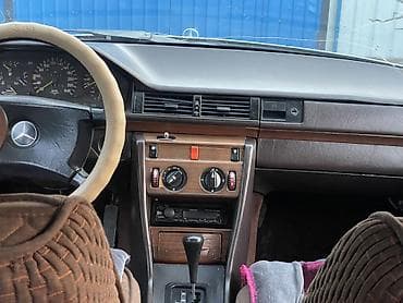 124 мер: Mercedes-Benz W124: 1989 г., 2.6 л, Автомат, Бензин, Седан — 6