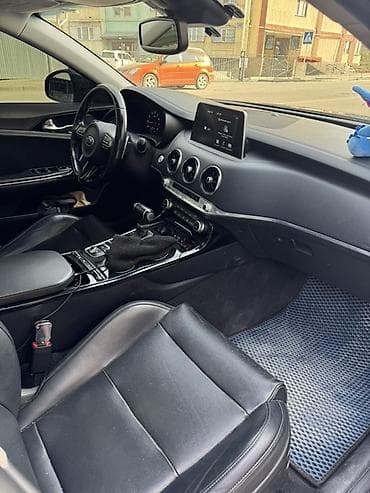 вложений: Kia Stinger: 2019 г., 2 л, Автомат, Бензин, Седан — 7