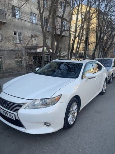 купить тойоту альфард в рассрочку в бишкеке: Lexus ES: 2015 г., 2.5 л, Автомат, Гибрид, Седан — 2