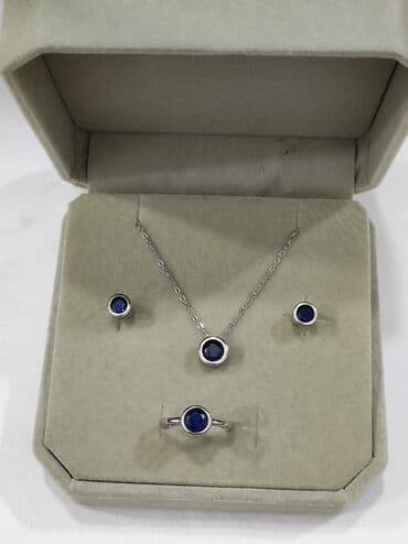 золотая лошадь цена: Серебряный Комплект "Одно глазка" Серебро 925 пробы Камни Сапфир — 5