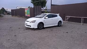 Комплект Toyota, 2002 г., цвет - Белый, Б/у — 1