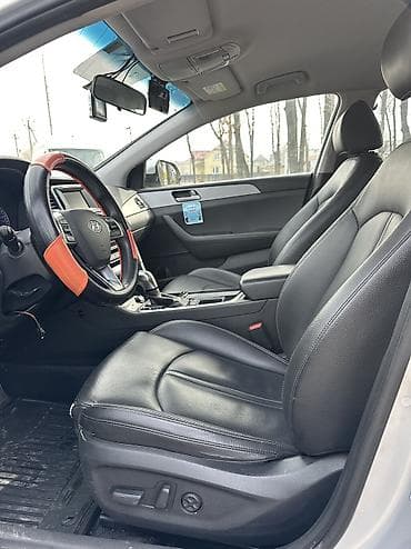 lada priors: Hyundai Sonata: 2020 г., 2 л, Автомат, Газ, Седан — 8