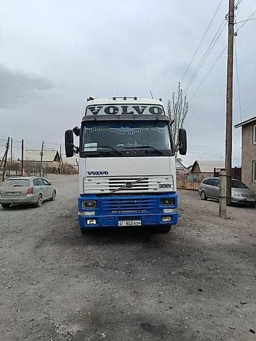 дом на колесе: Тягач, Volvo, 2000 г., Бортовой — 6